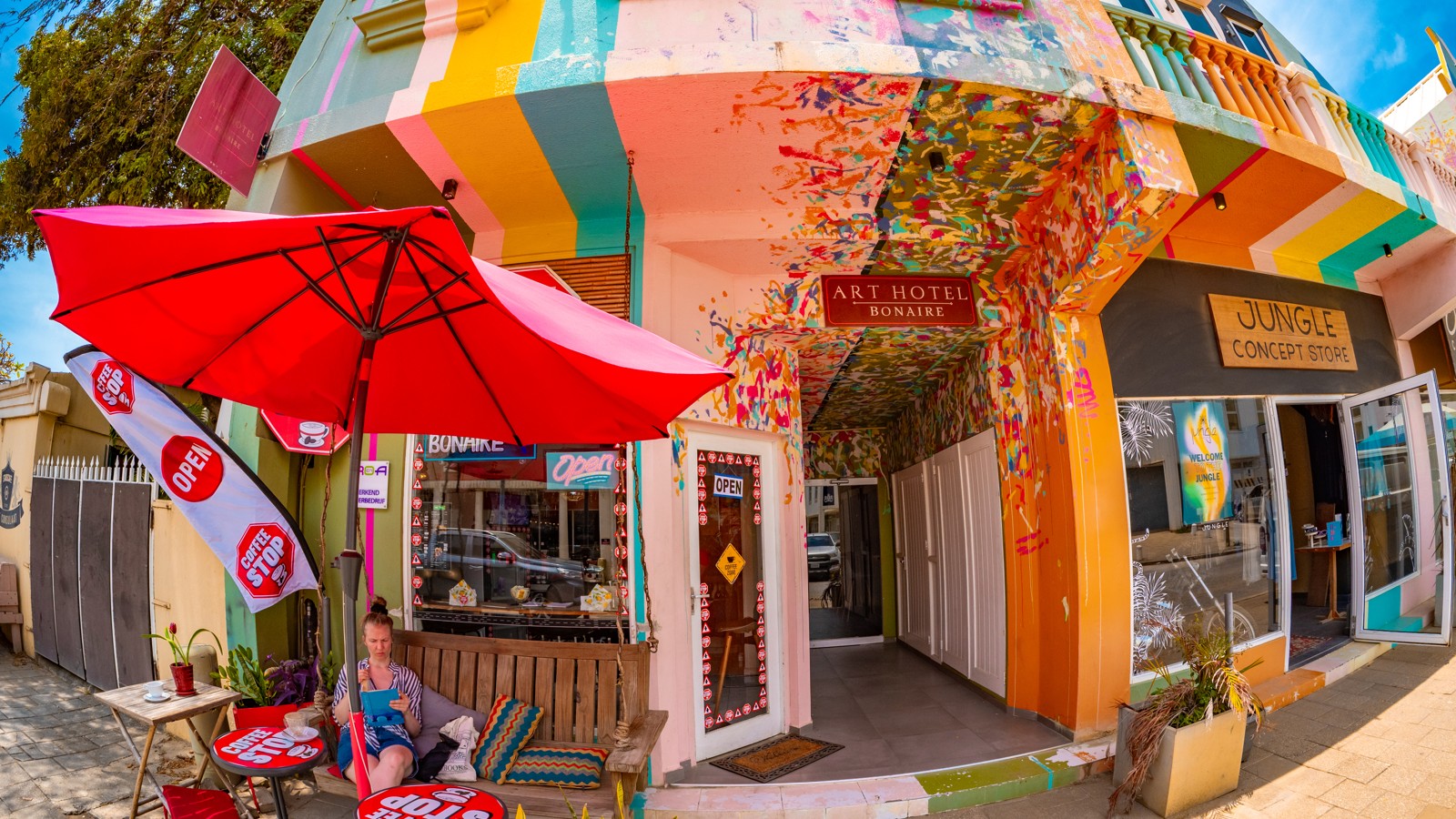 Art Hotel Bonaire - Image 2