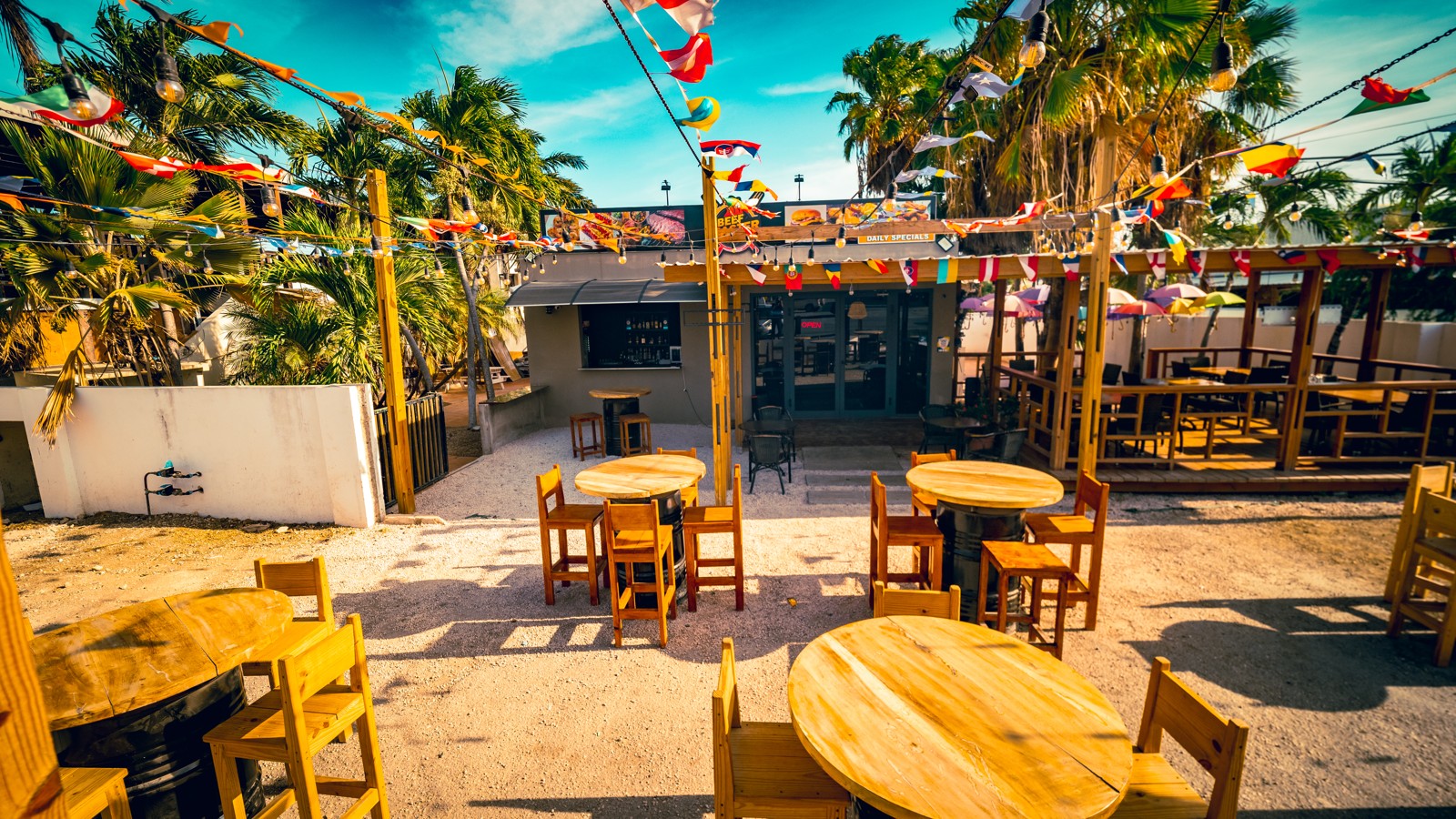 Beefmaster Grill Bar & Restaurant - Image 2