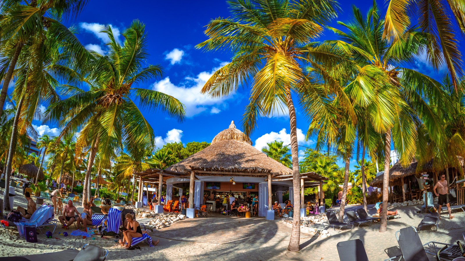 Blend Beach Bar - Image 1