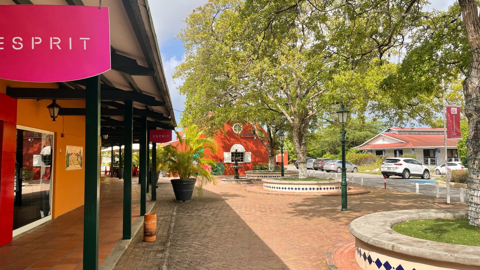 Bloempot Shopping Center - Image 2