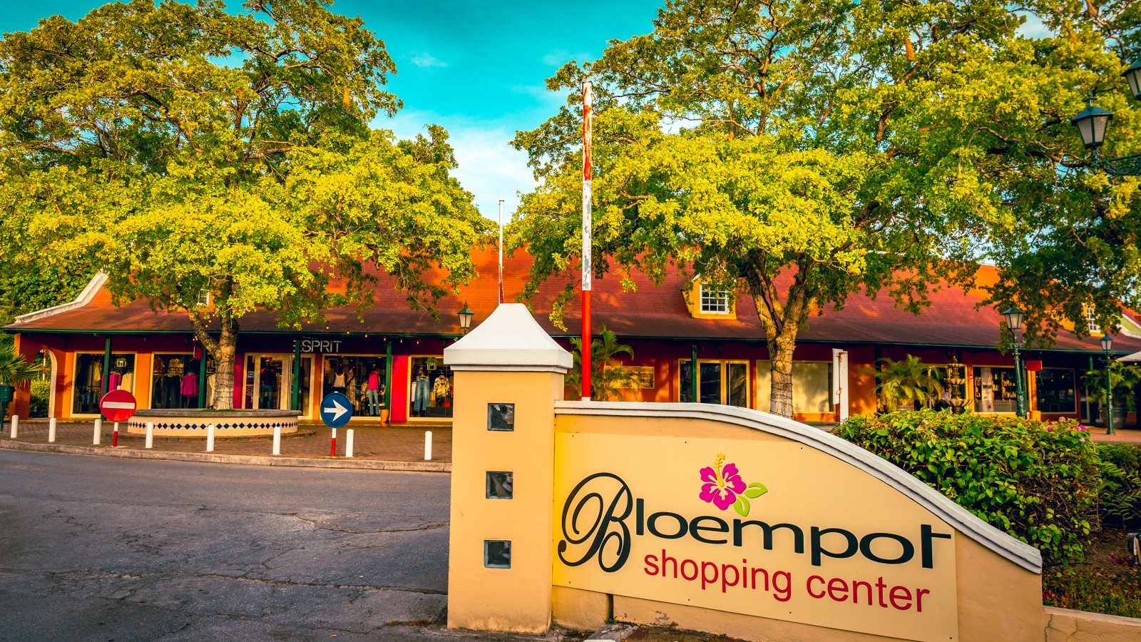 Bloempot Shopping Center