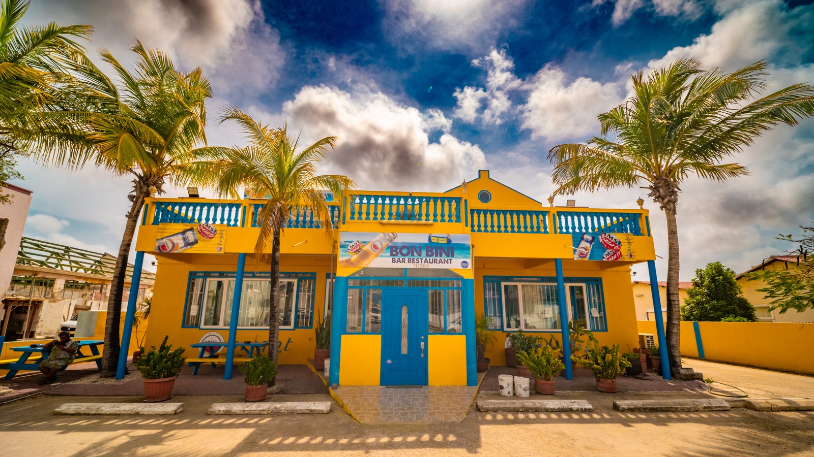 Bon Bini Restaurant - Image 1