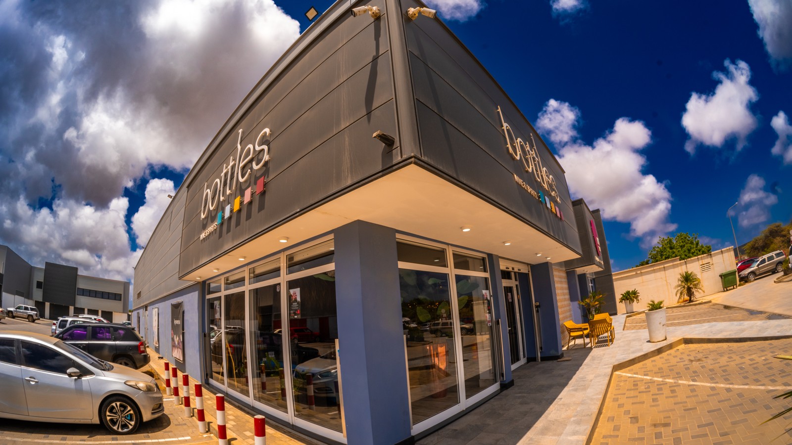 Bottles Bonaire - Image 1