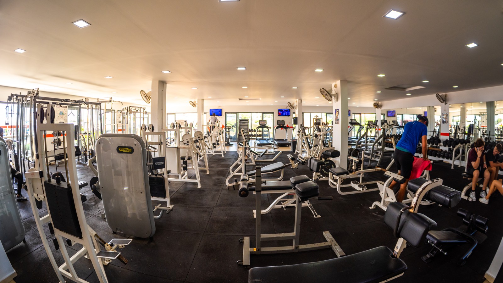 Burnard's Health & Fitness Center - Image 5