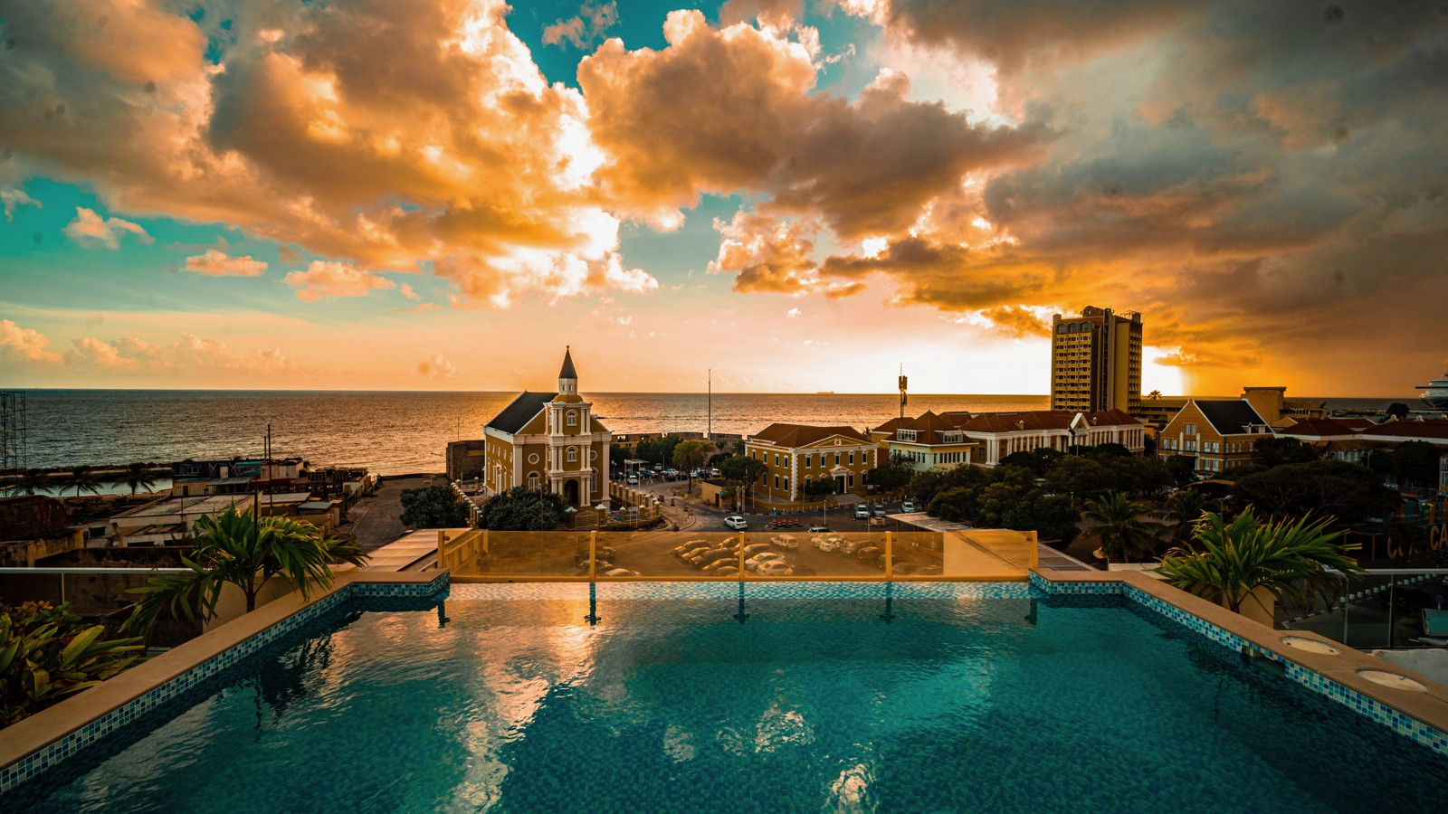 Dinner at Cascada - Image 1