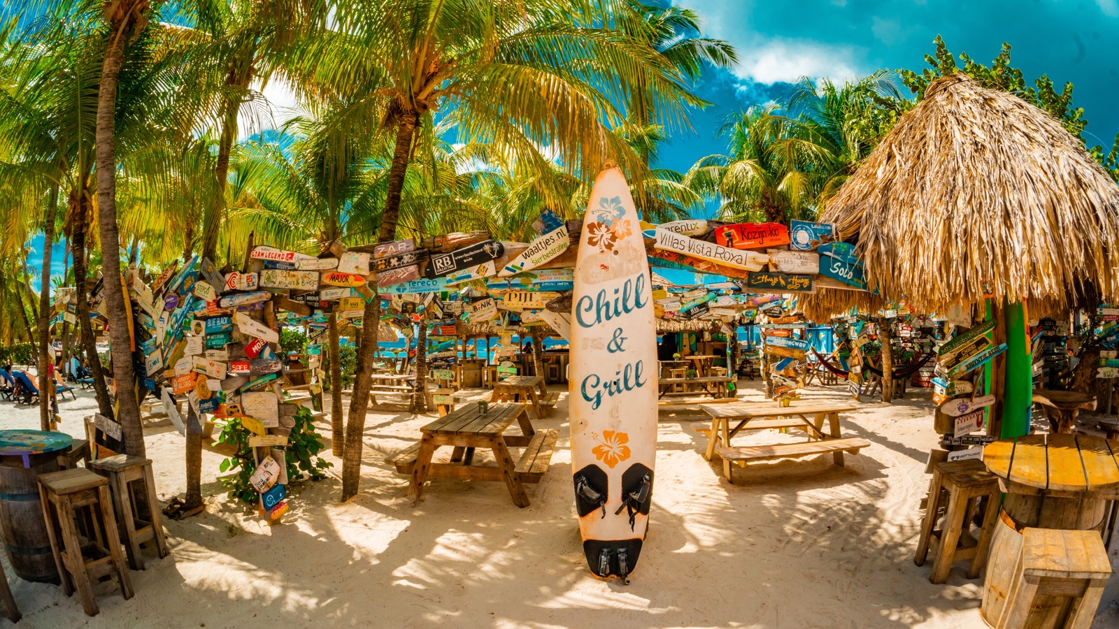 Chill Beach Bar & Grill - Image 1