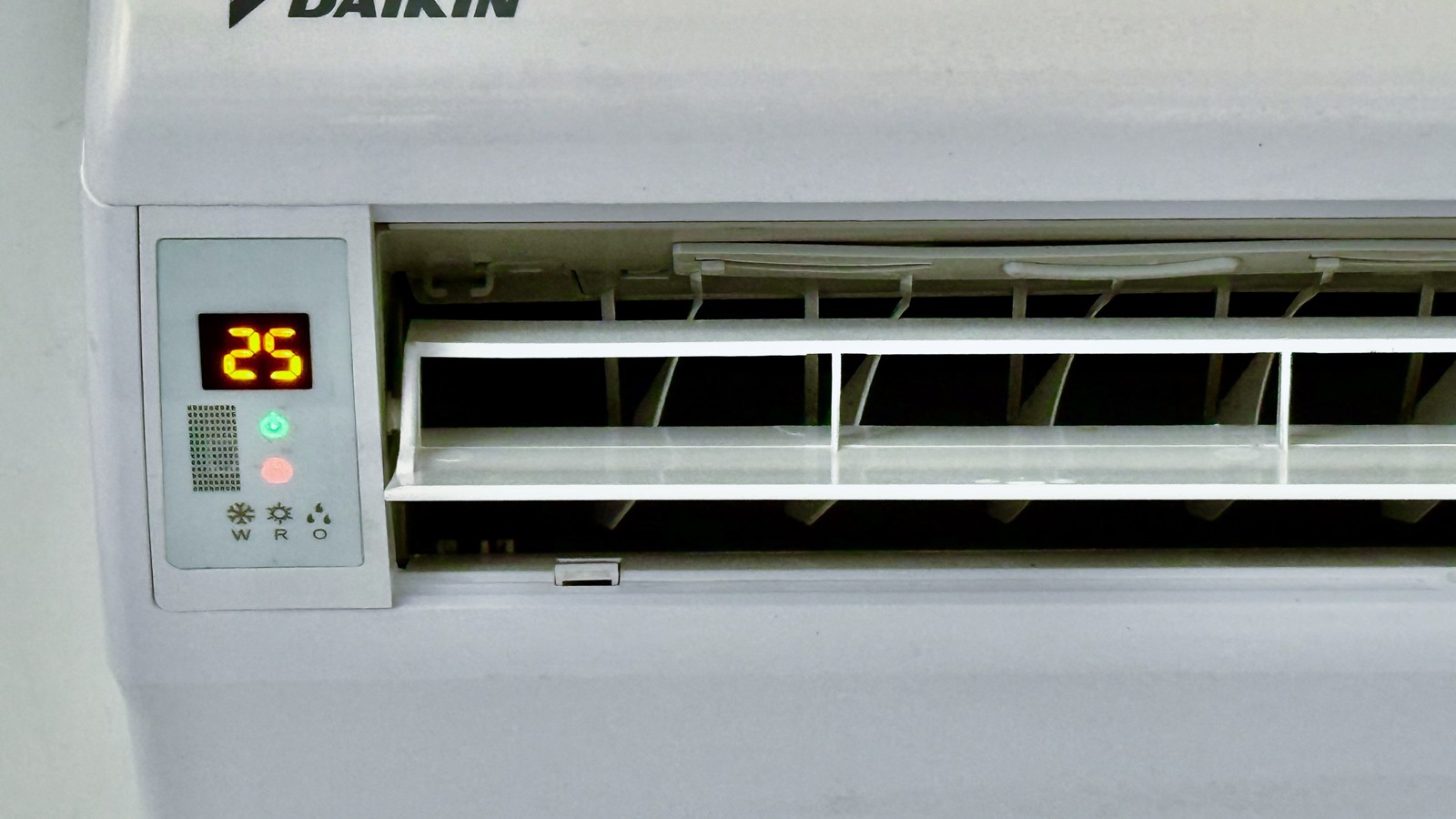 Air-conditioner F2 - Image 2