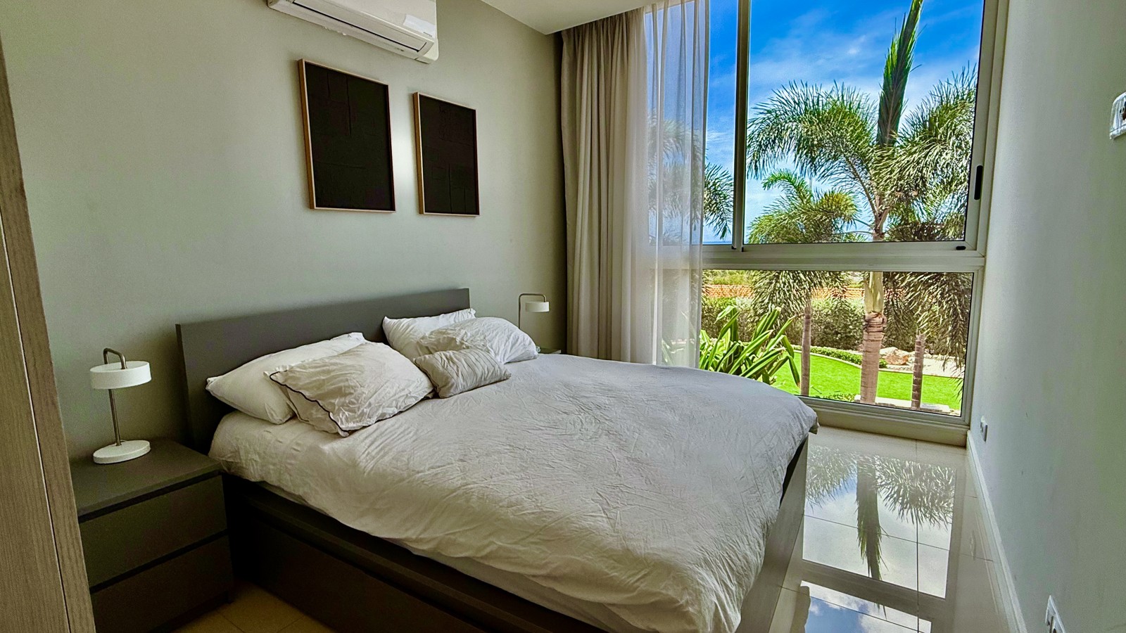 5. Secondary Bedroom F2