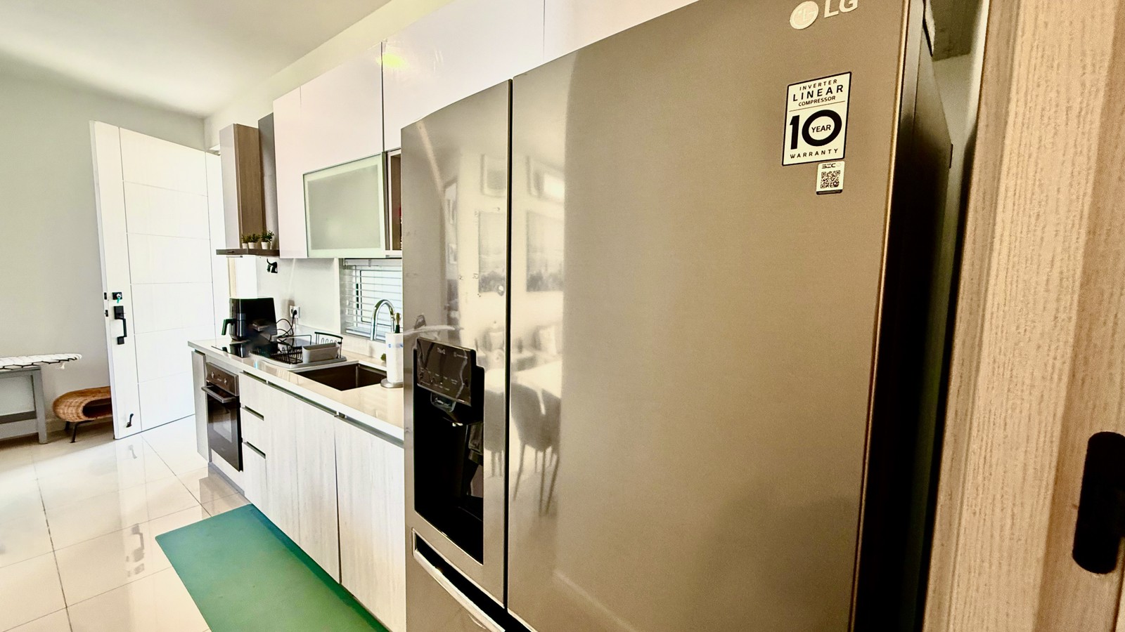 2. Kitchen F2 - Image 2