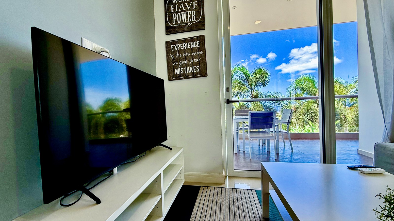 3. Living Room F2 - Image 4