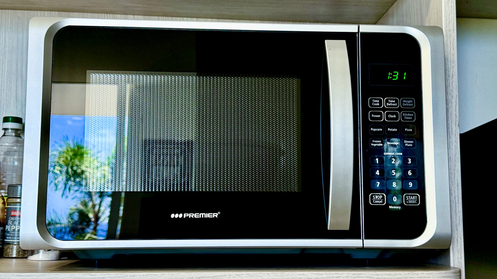 Microwave F2 - Image 2