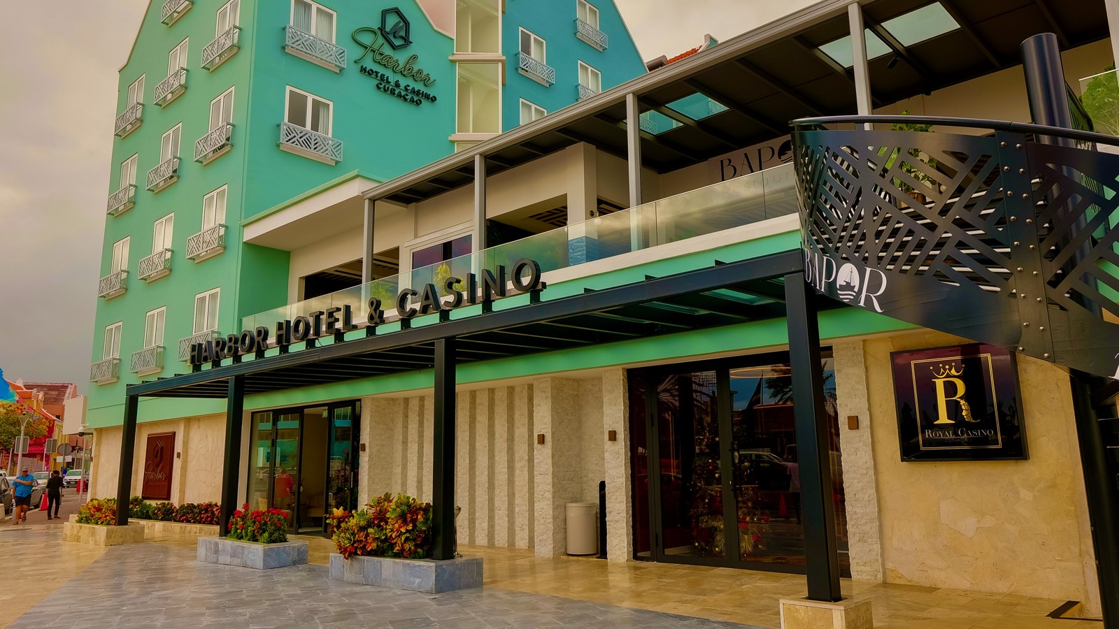 Harbor Hotel & Casino - Image 3