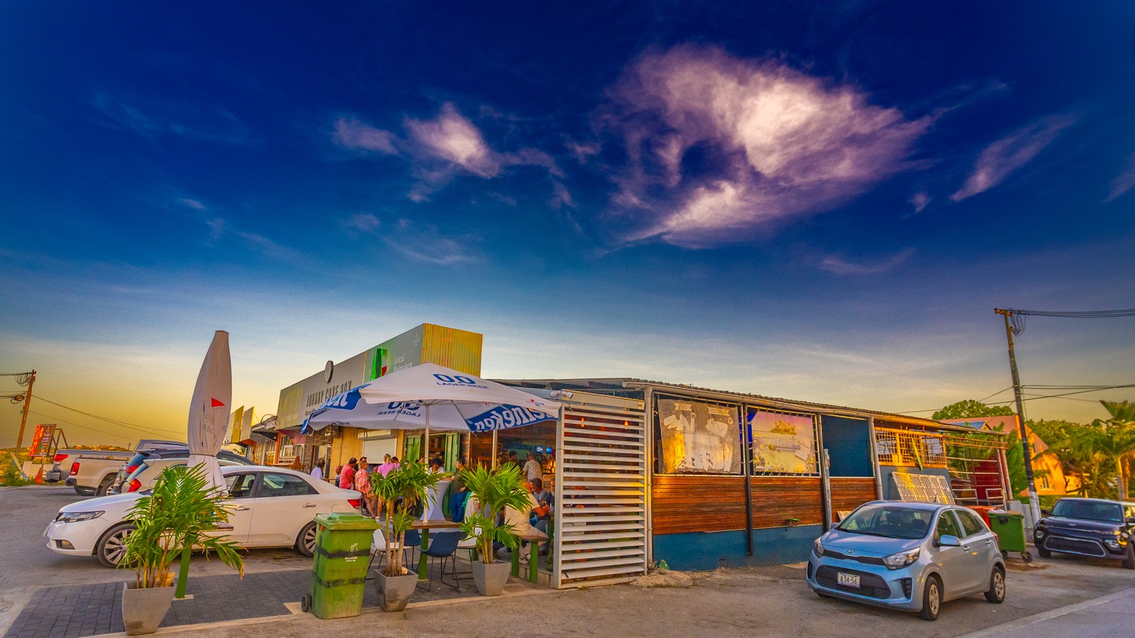 HAPPY HOUR - Heineken Snek