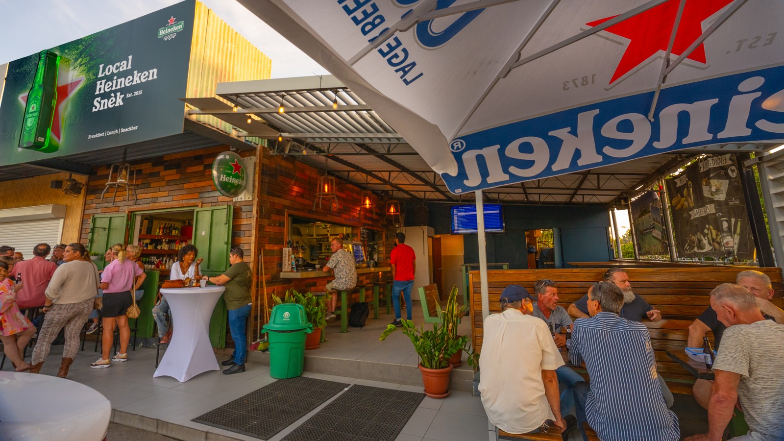 Heineken Snack - Happy Hour - Image 1