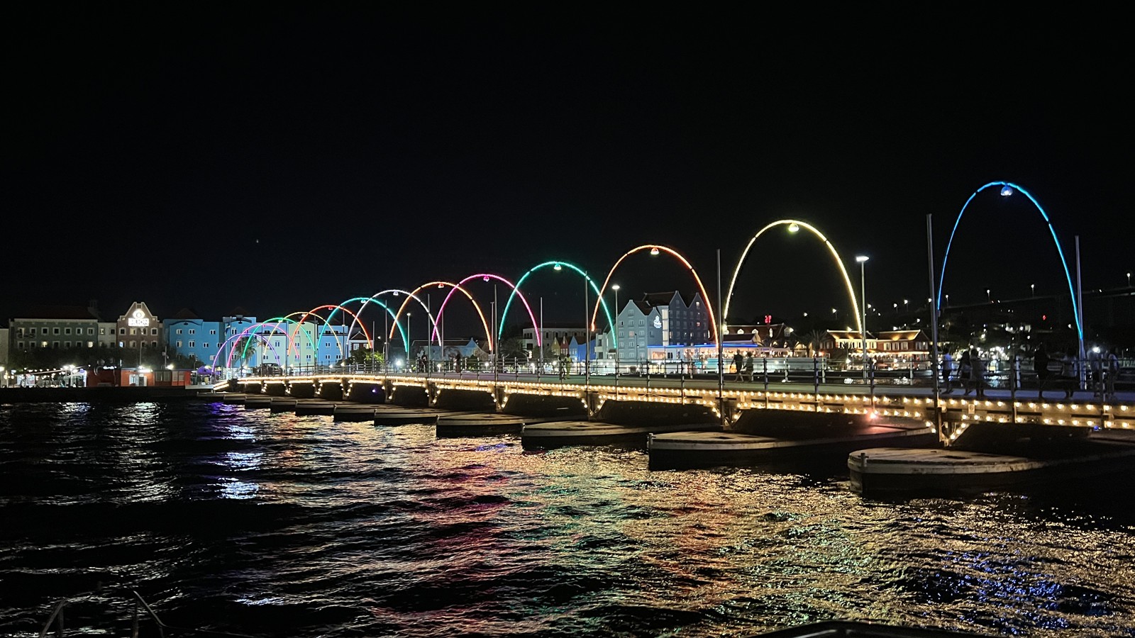 Otrobanda by Night - Image 1