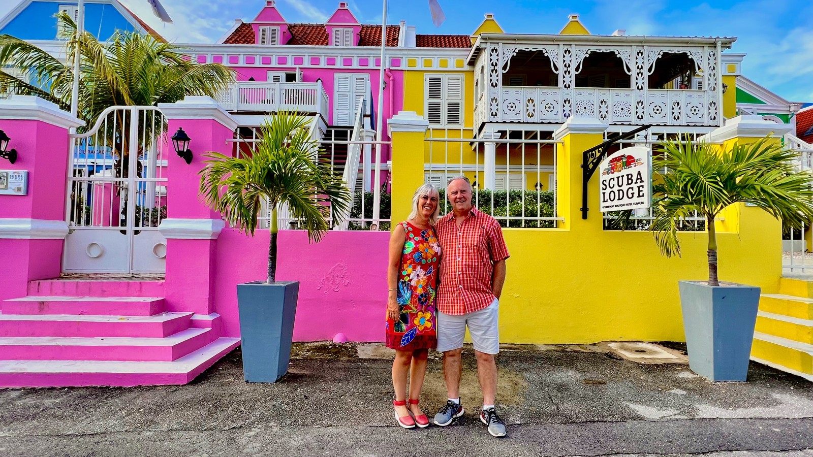 61. Scuba Lodge Row - Image 4