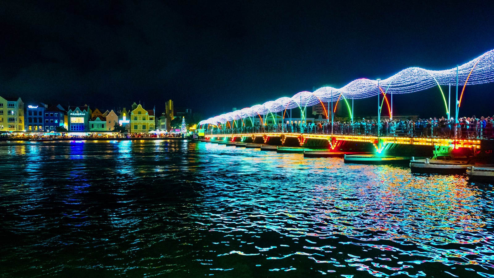 54. Queen Emma Bridge - Image 1