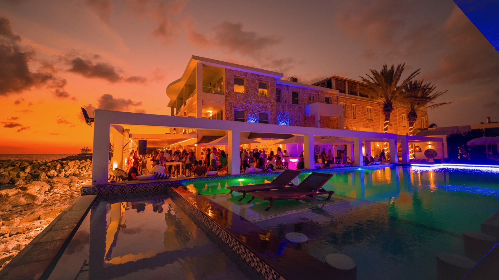 58. St. Tropez Hotel and Pool - Image 1