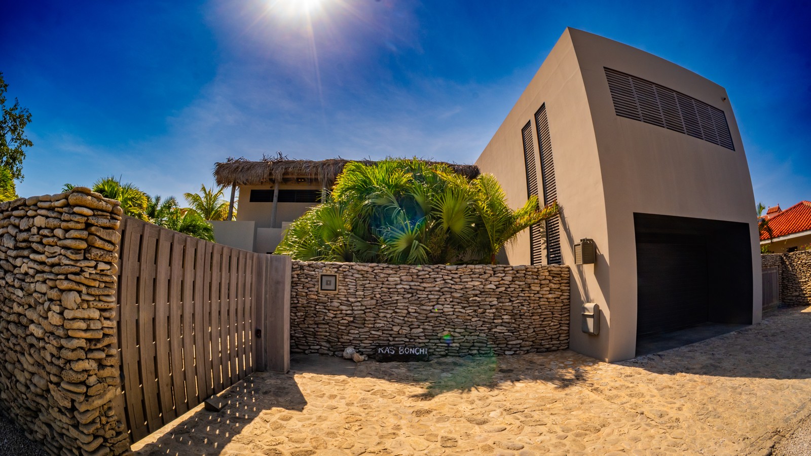 Kas Bonchi - Image 1