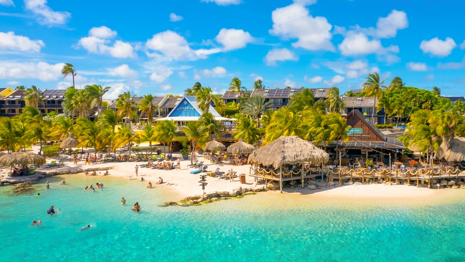 Lions Dive Beach Resort - Image 1