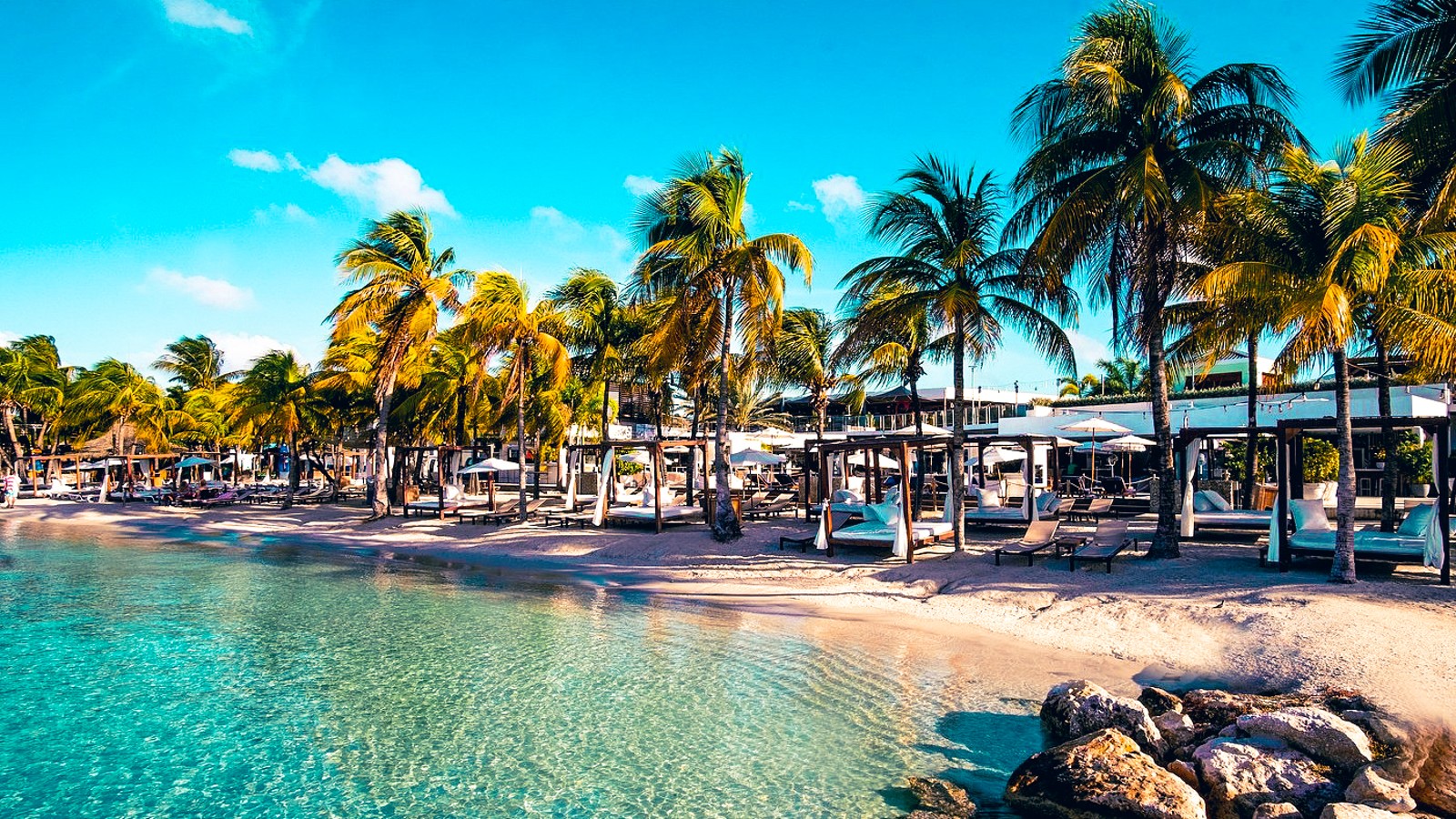 Happy Hour - Madero Ocean Club - Image 1