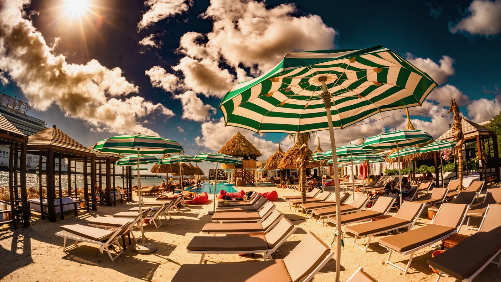 Mondi Beach Club - Image 8