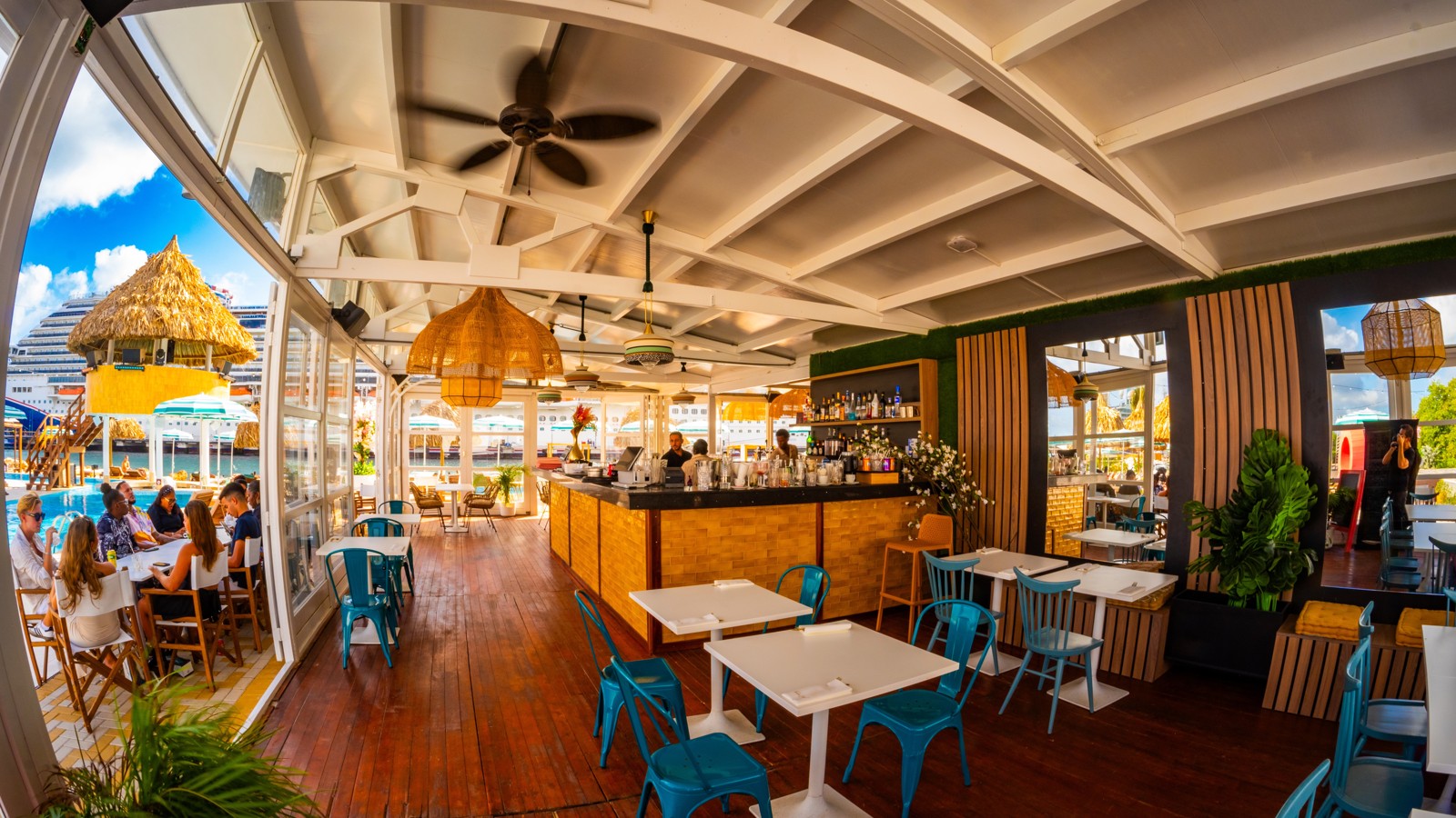 Mondi Beach Club - Image 2