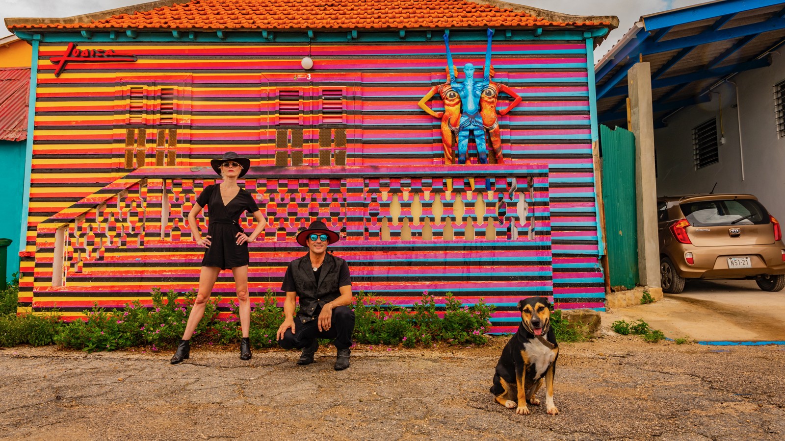 Photo Shoot with Guest Star - Image 1