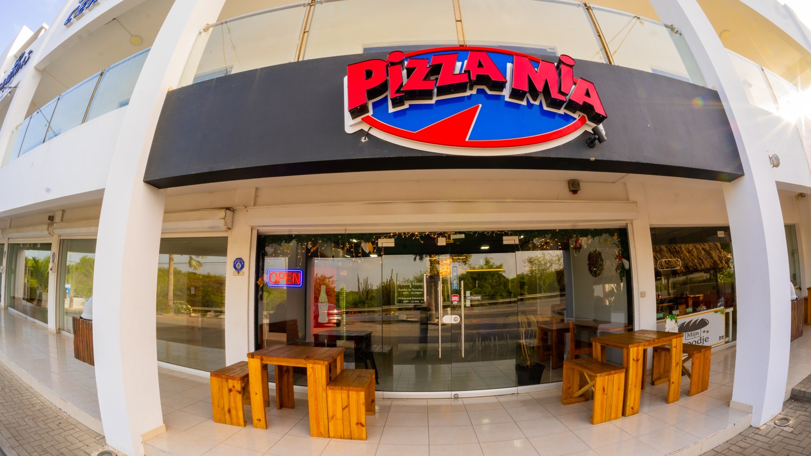 Pizza Mia - Image 1