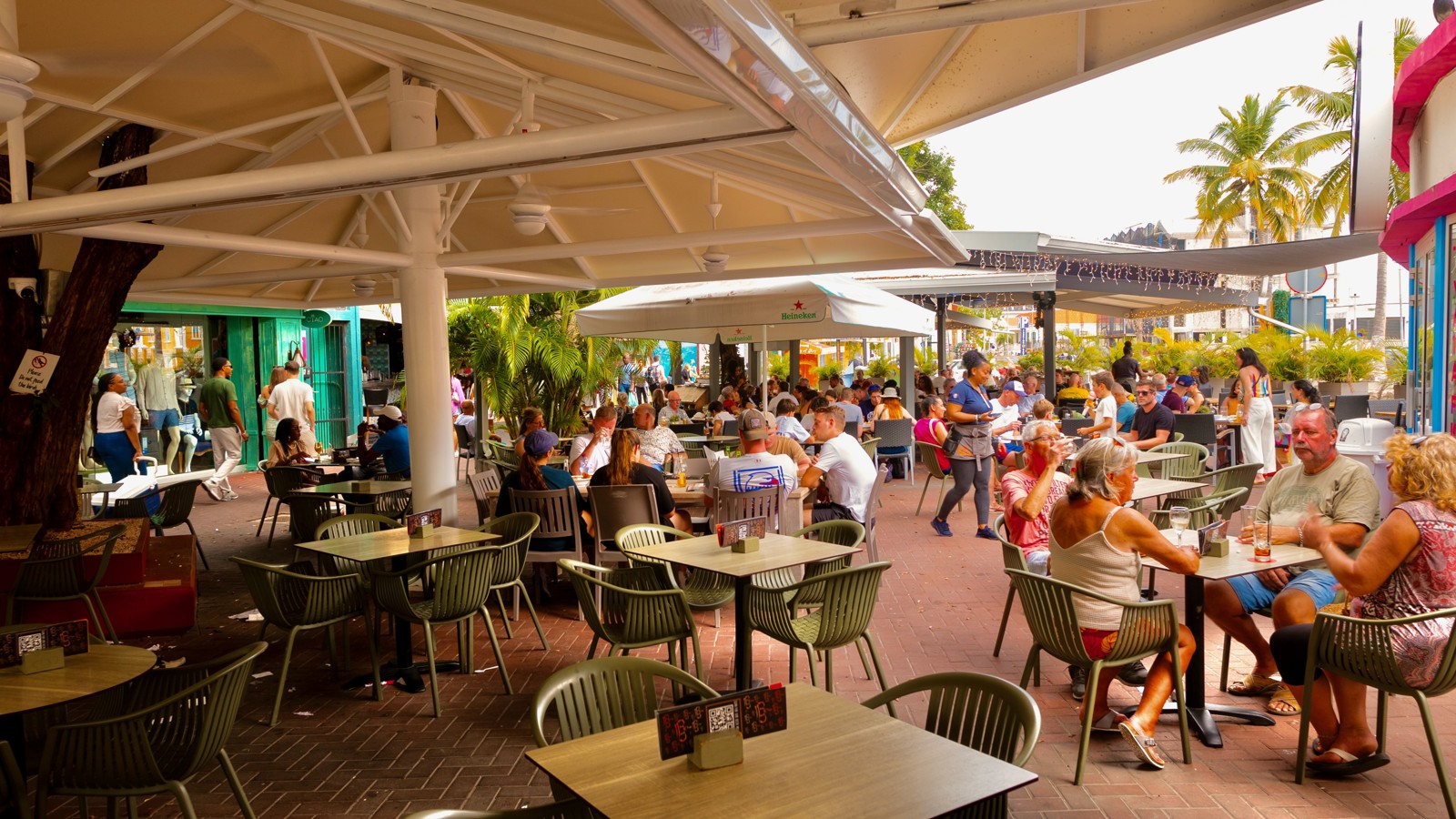 Plein Cafe Wilhelmina - Image 1