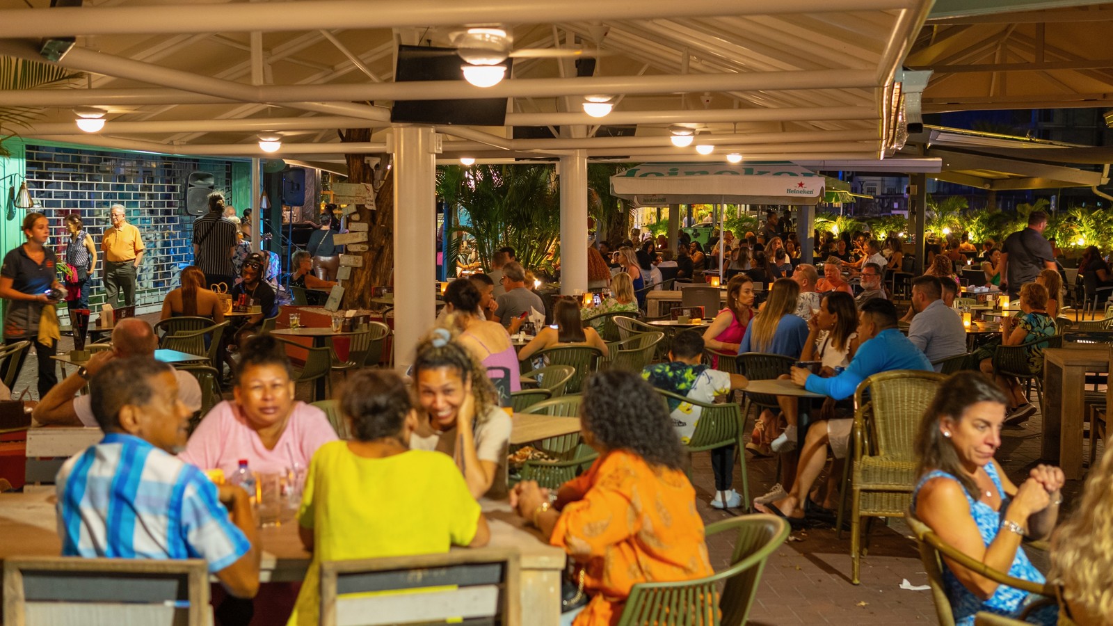 Plein Cafe Wilhelmina - Image 3