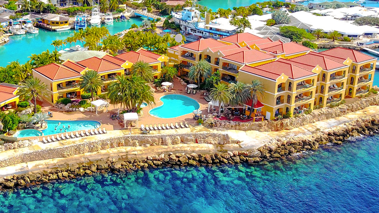 Royal Sea Aquarium Resort - Image 2