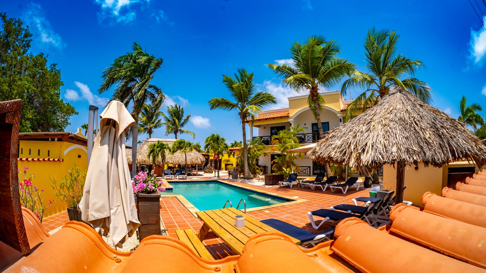 Boutique Hotel Sonrisa - Image 2