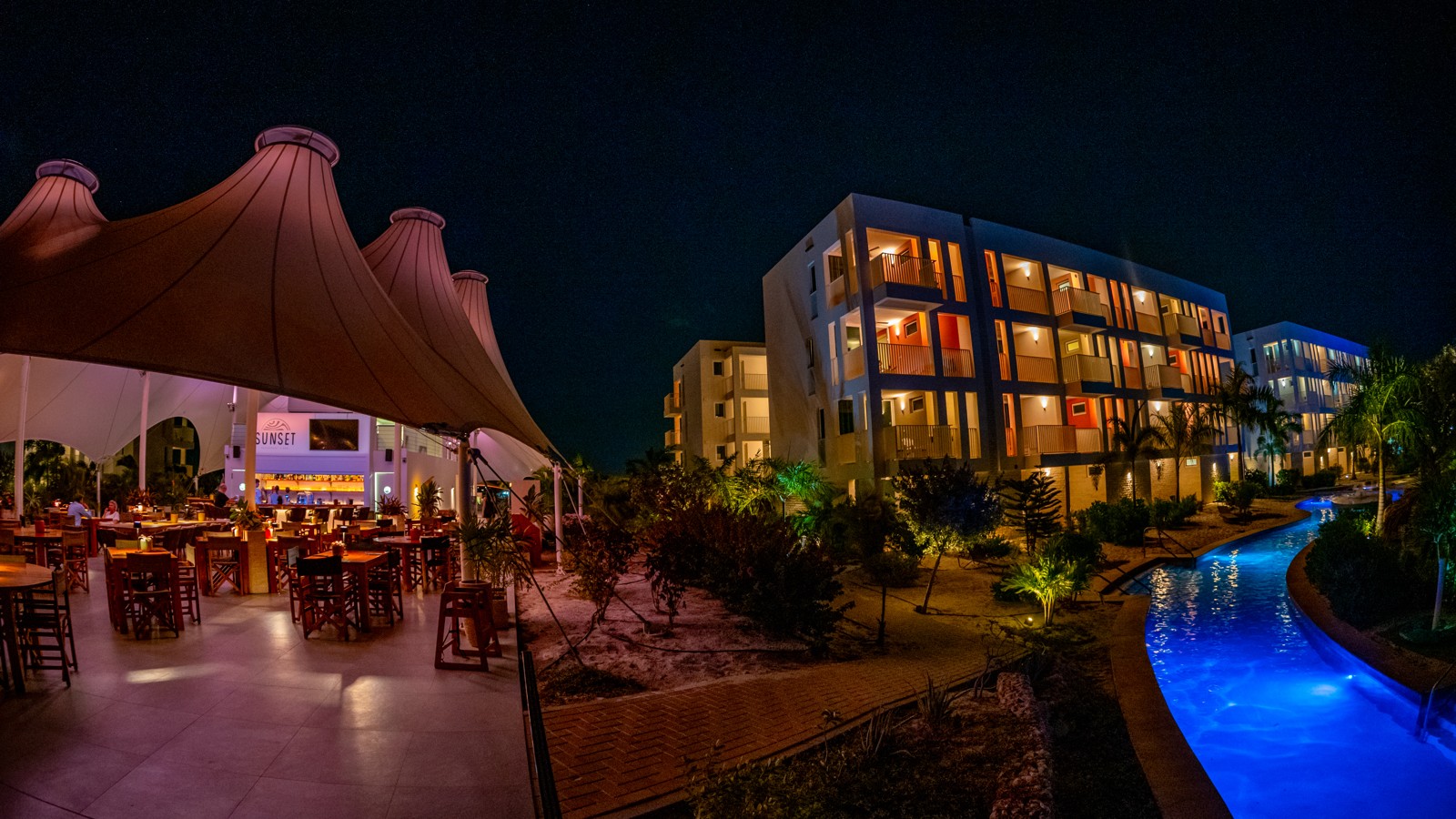 Sunset Restaurant & Bar - Image 3