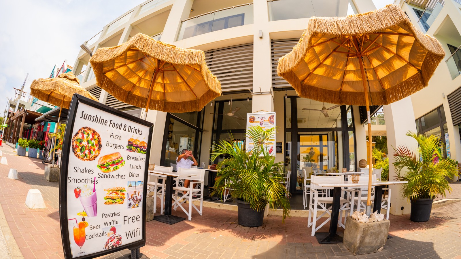 Sunshine Food & Drinks - Image 1