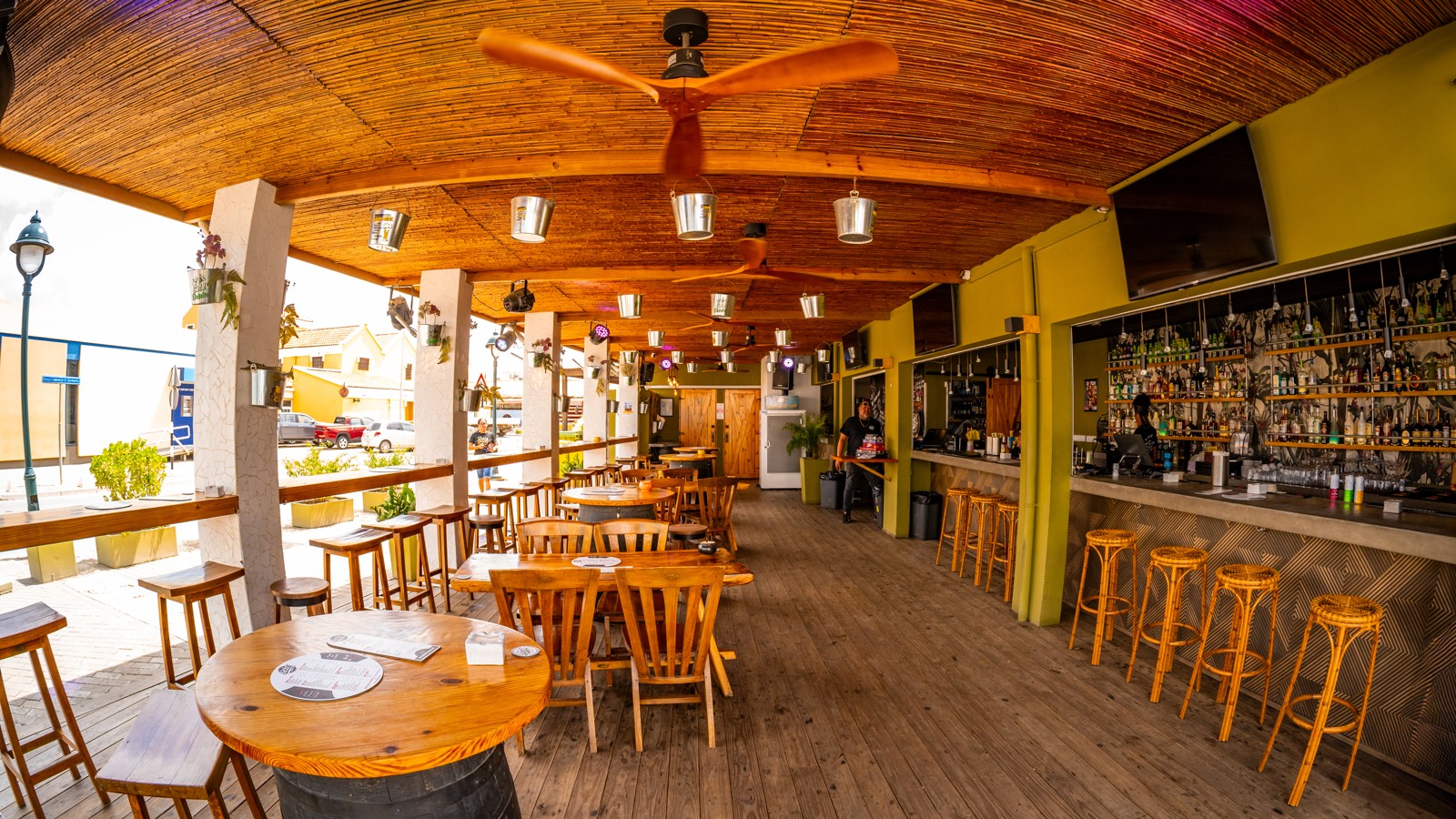 The Bucket Bonaire - Image 3