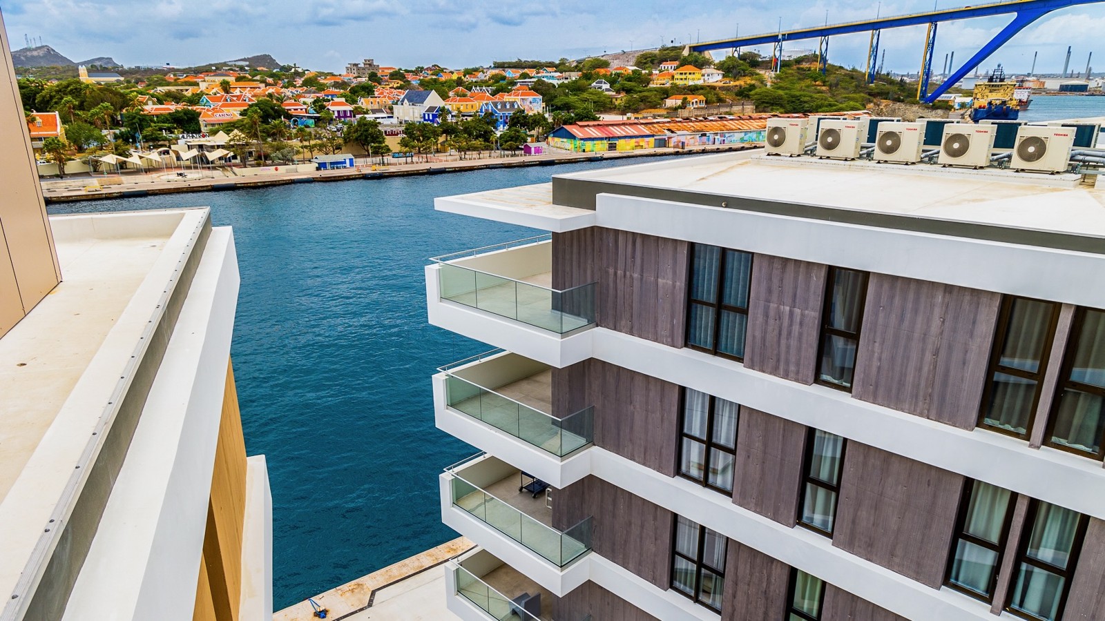 The Wharf South Tower, Penthouse  Punda, Curacao - Image 4