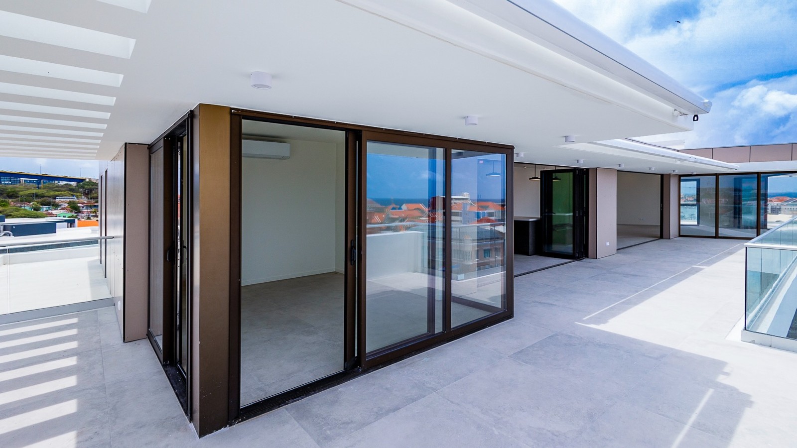 The Wharf South Tower, Penthouse  Punda, Curacao - Image 6