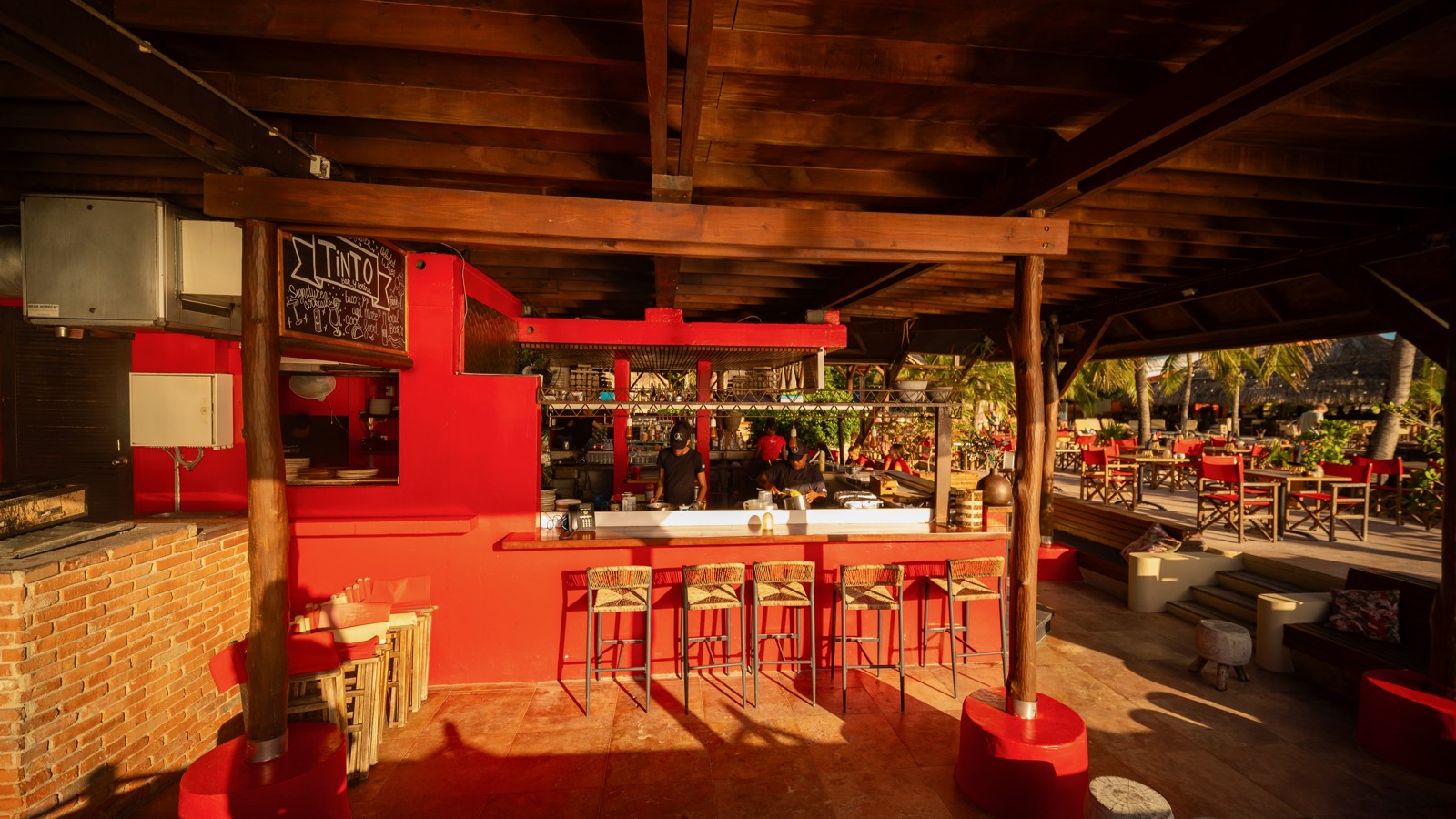 Tinto Bar y Cocina - Image 7