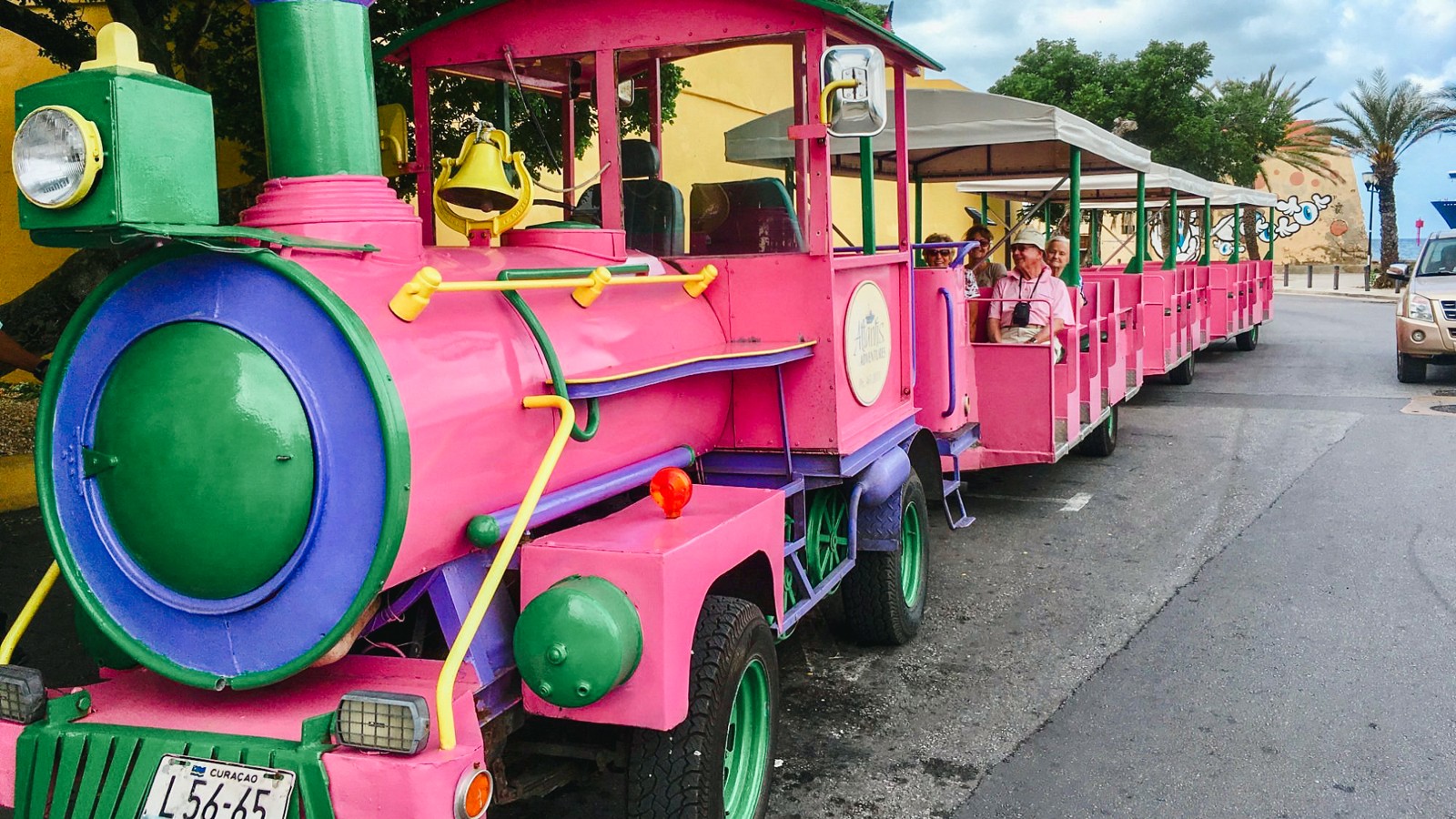 Willemstad Trolley Train Tour - Image 1