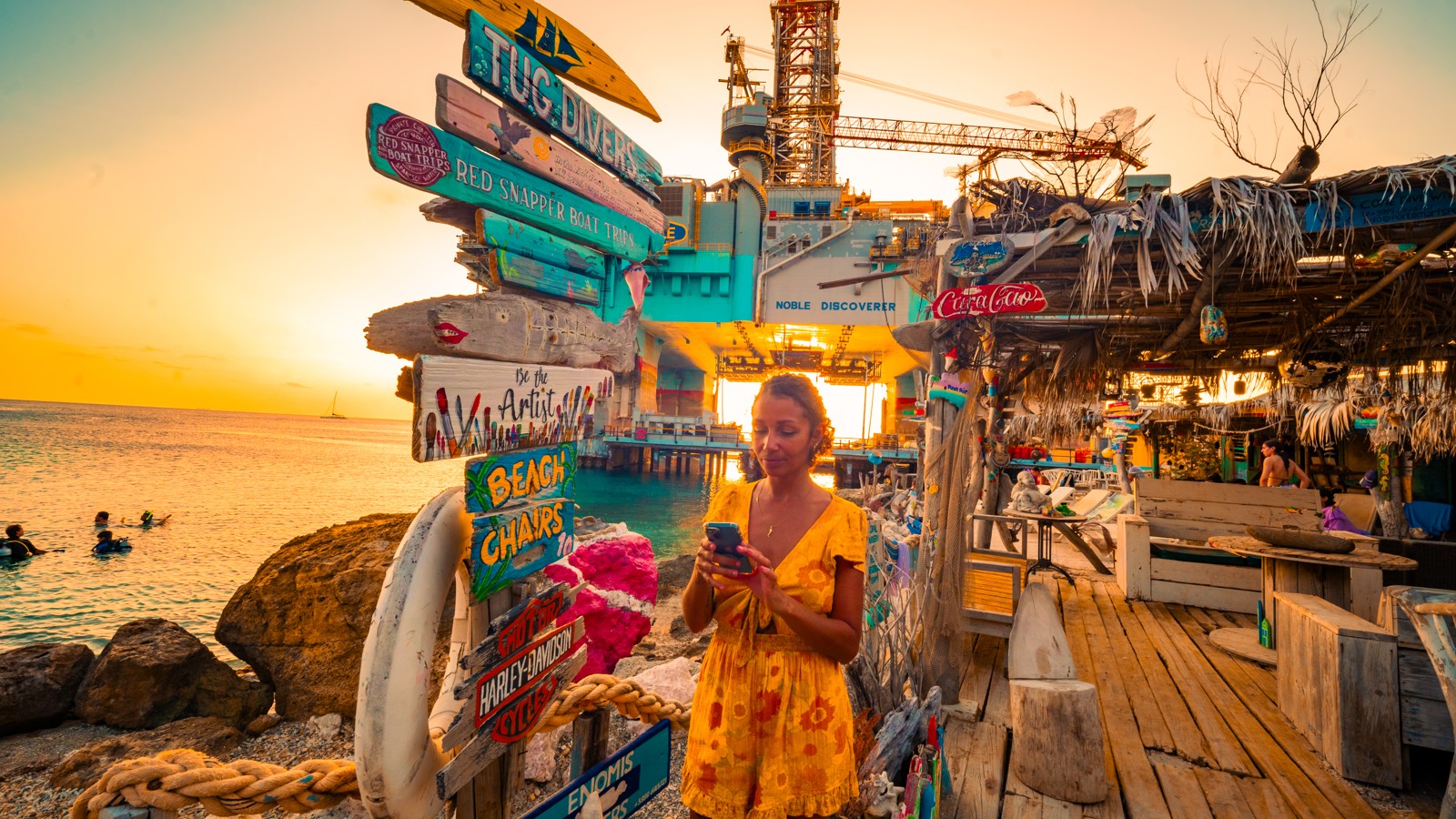 Tugboat Beach Bar - Image 1