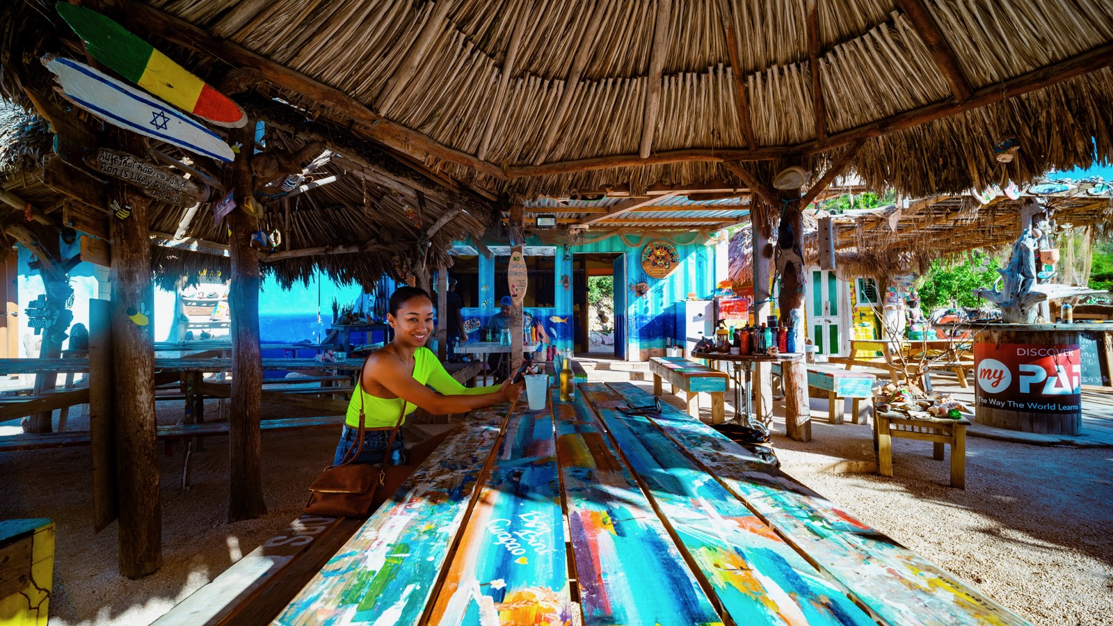 Tugboat Beach Bar - Image 6