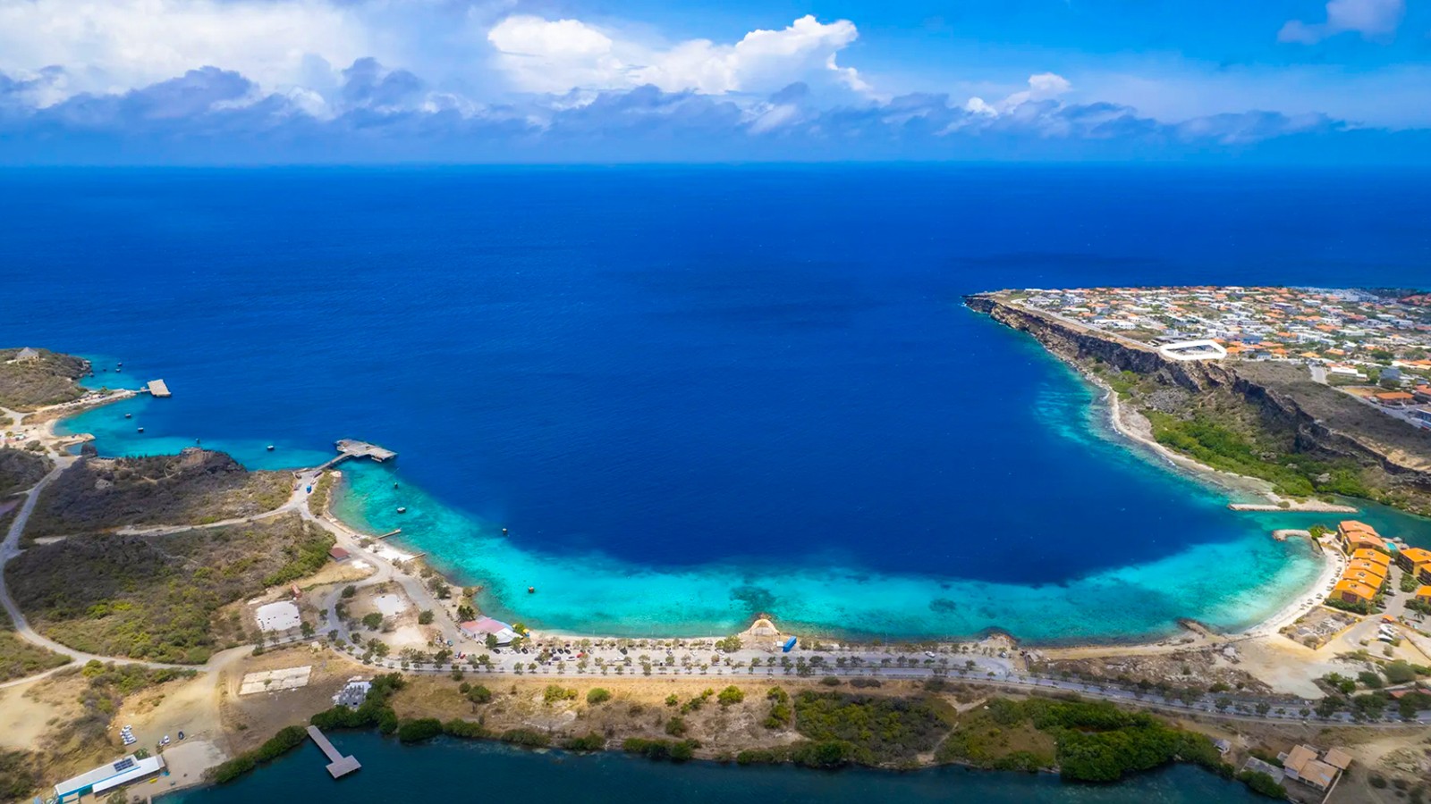 Vista Royal T17, Jan Thiel - Image 10