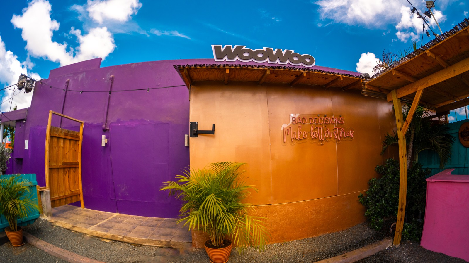 WooWoo Curacao - Image 1