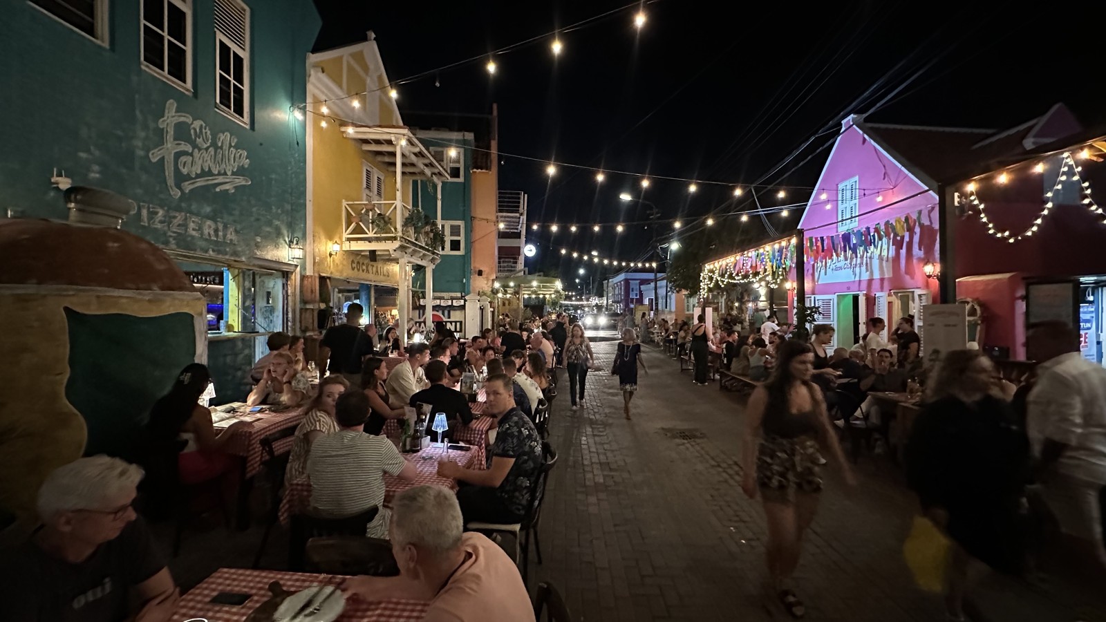 Students Night Tonight!! - Image 2