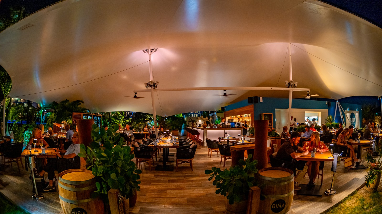 Biña Restaurant & Bar - Image 1