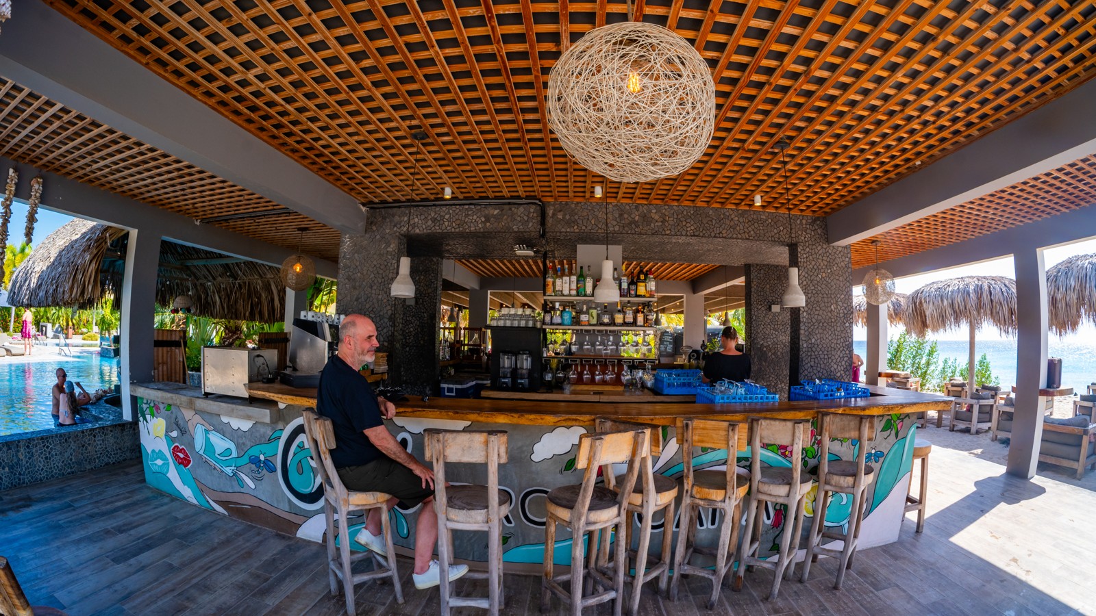 Club Tropicana, Beach Brasserie - Image 3