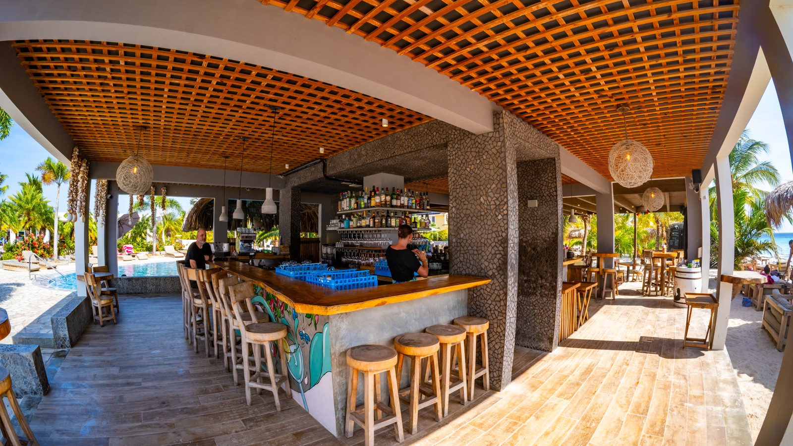 Club Tropicana, Beach Brasserie - Image 2