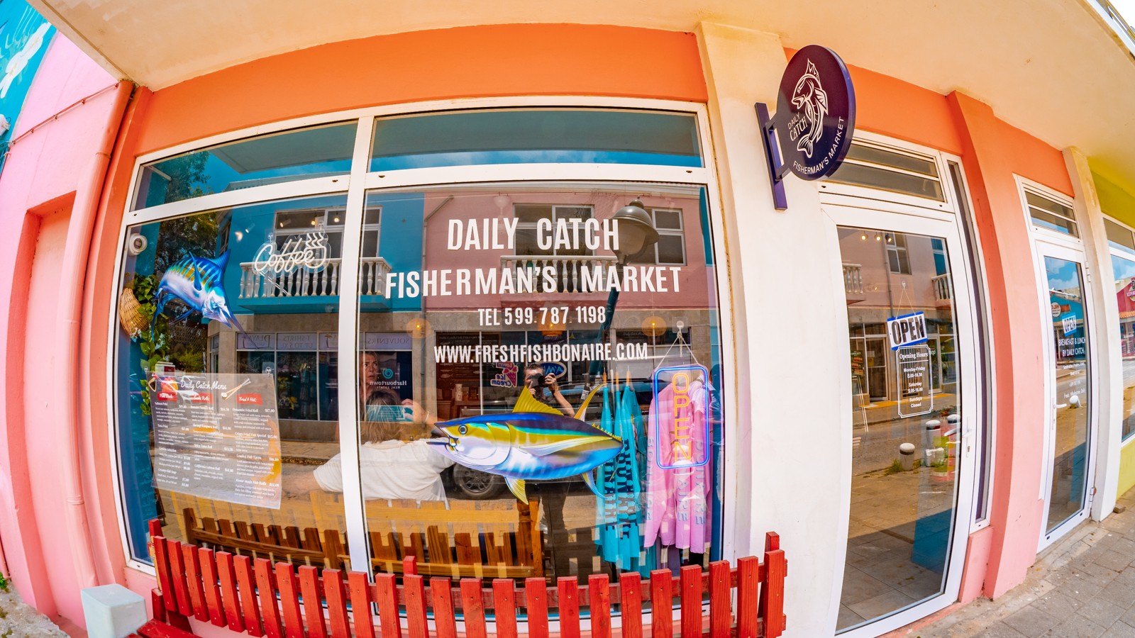 Daily Catch Fishermans Market - Image 1