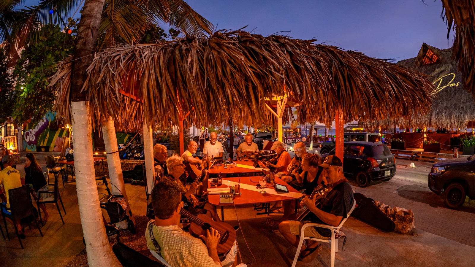 Divers Diner - Image 3